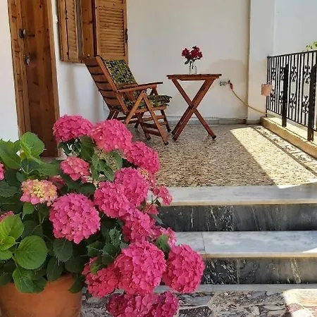 Annas House Psakoudia